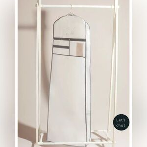 DAVID'S BRIDAL
The Essential Bridal Garment Bag